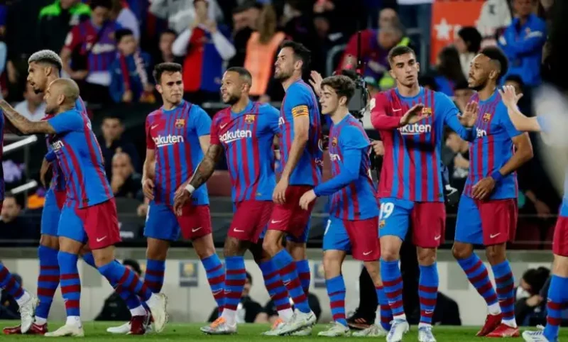 برشلونة يتفوق على ريال سوسيداد ويحقق انتصاراً مثيراً في الدوري الإسباني