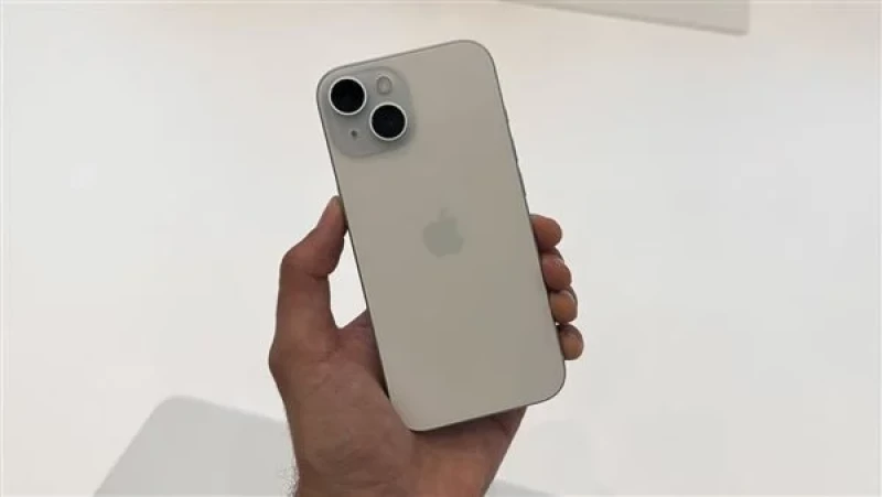 "اكتشف أحدث أسعار iPhone 15 في السعودية واستمتع بأفضل التقنيات والمزايا الرائدة!"