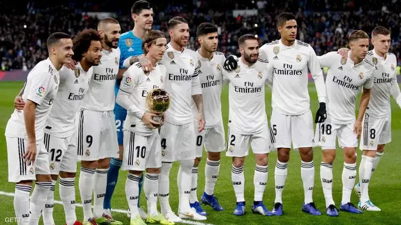 "معركة ملحمية بين ريال مدريد وقادش في الدوري الإسباني.. تعرف على توقيت المباراة والقنوات الناقلة!"