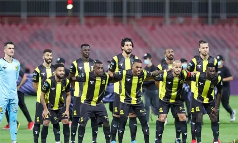 اتحاد جدة يبهر الجماهير بفوزه الساحق على اجمك ويتأهل بثنائية نارية إلى دور الـ16 في بطولة دوري أبطال آسيا